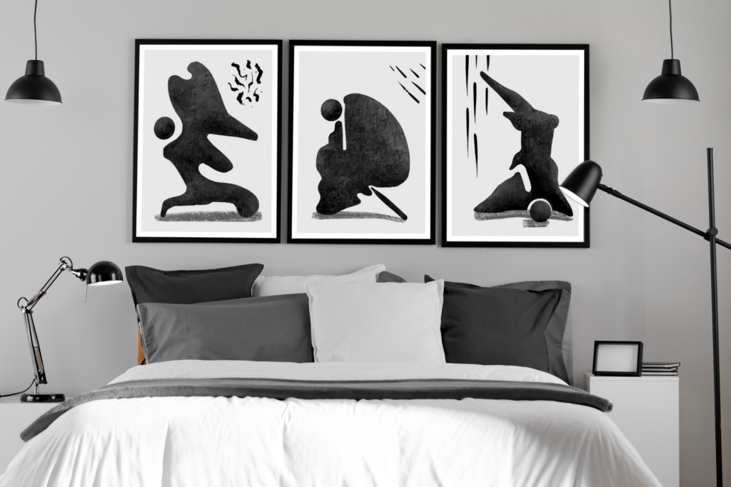 Utilisez papier peint, photo ou briquettes dans un cadre comme tête de lit.