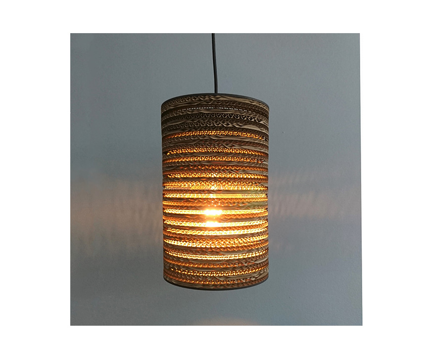 Suspension design diamètre 20cm en carton recyclé - LUNEO KAMAZZA Suspension design diamètre 20cm en carton recyclé - LUNEO